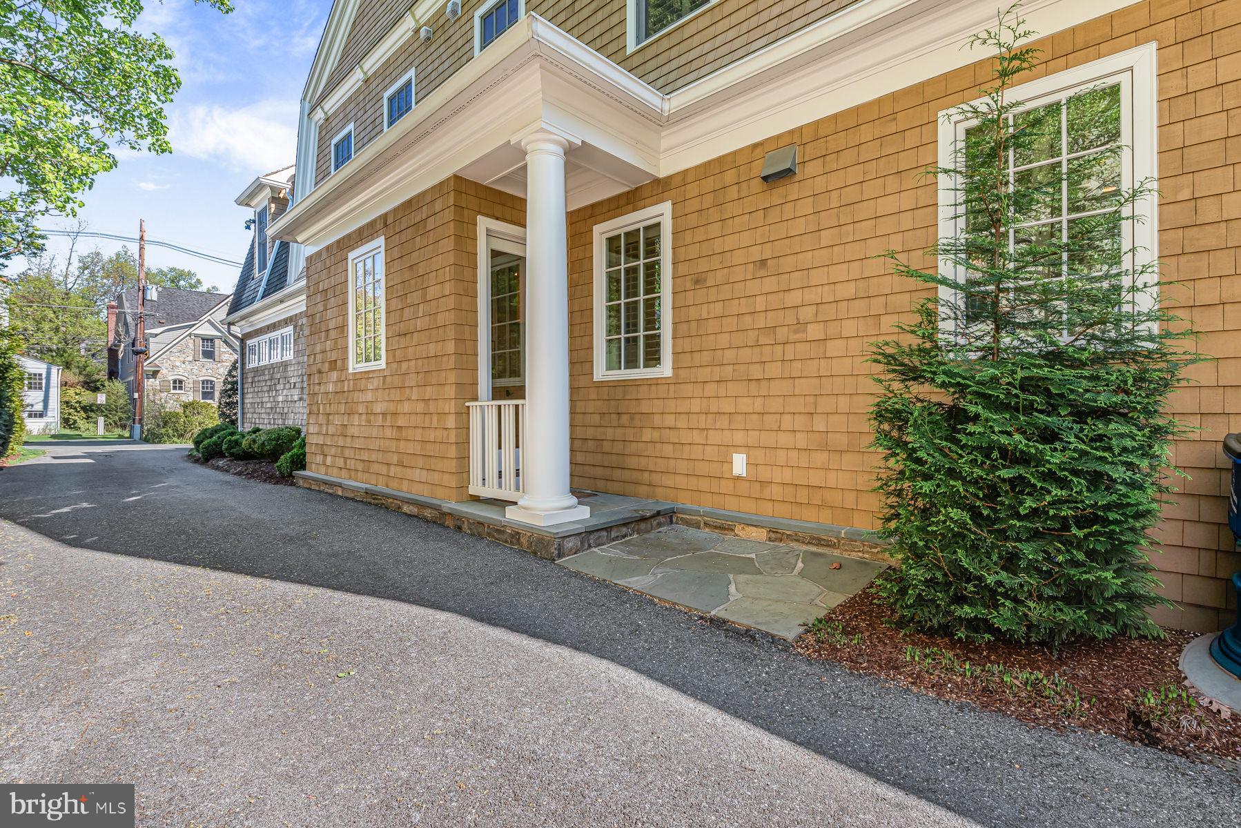 EDGEMOOR - Residential