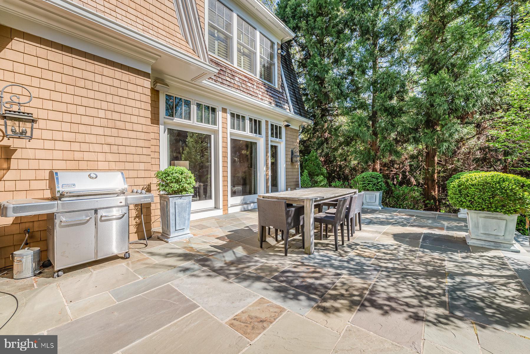 EDGEMOOR - Residential