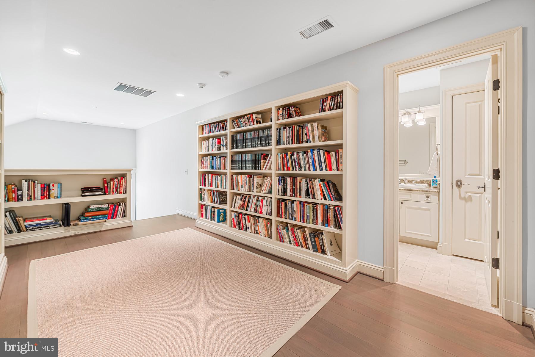 EDGEMOOR - Residential