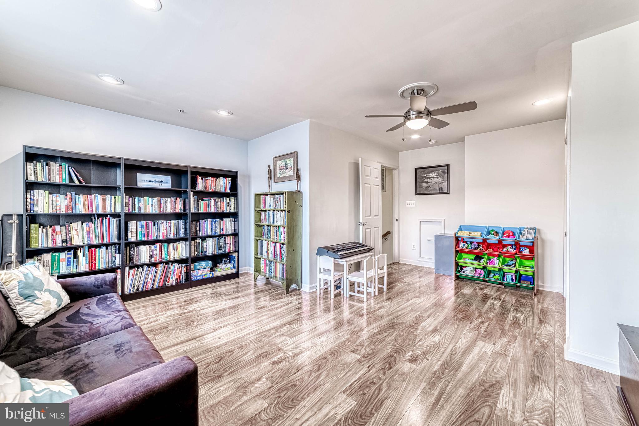 SUMMERS GROVE - Residential Lease