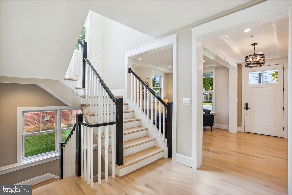 HENDRY ESTATES - Residential