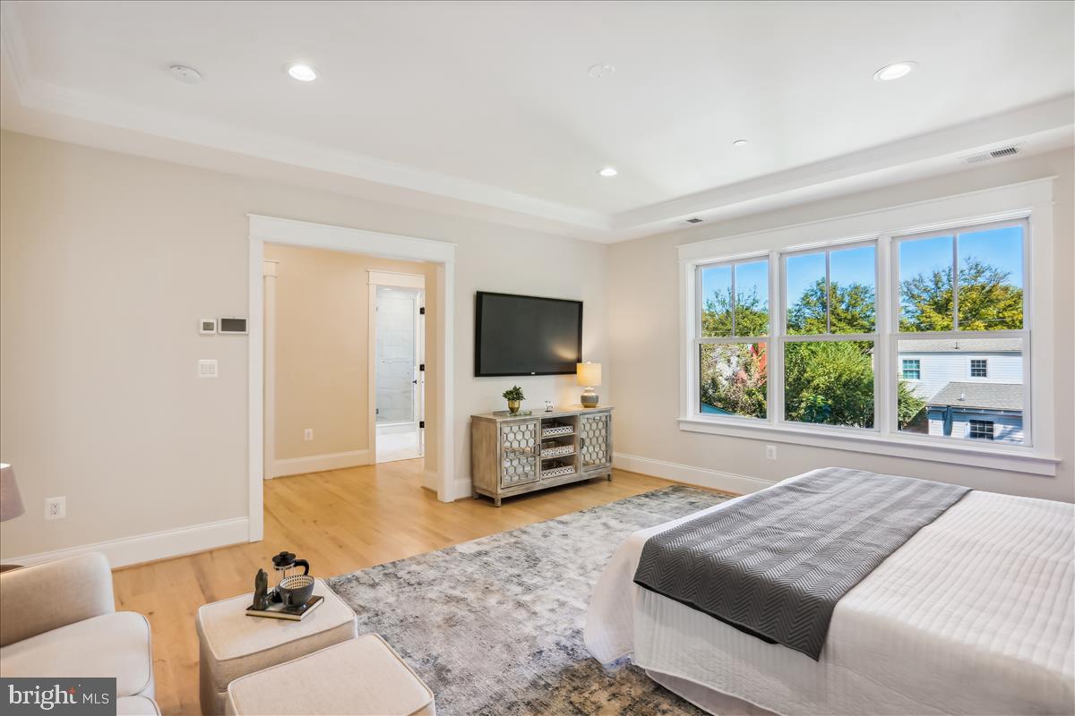 HENDRY ESTATES - Residential