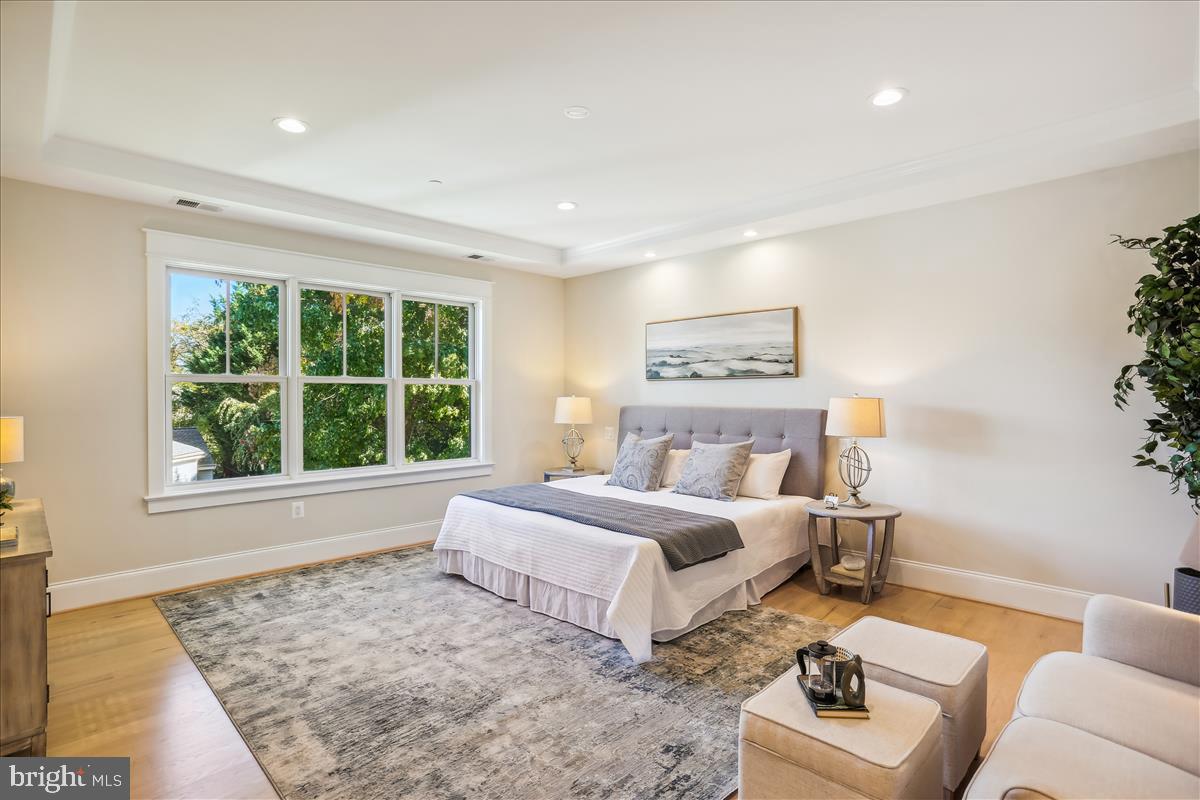 HENDRY ESTATES - Residential