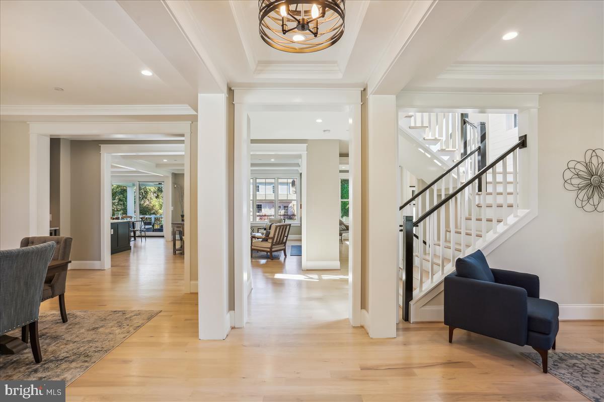 HENDRY ESTATES - Residential