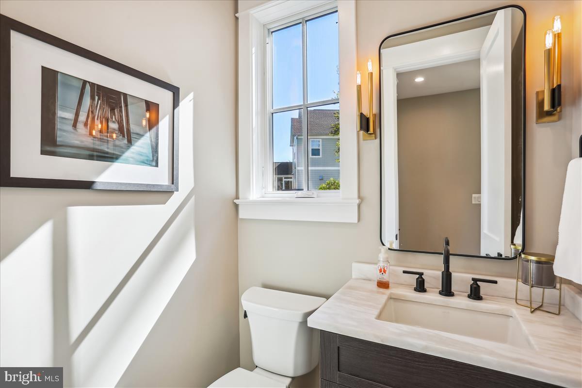 HENDRY ESTATES - Residential