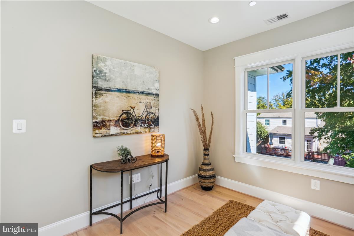 HENDRY ESTATES - Residential