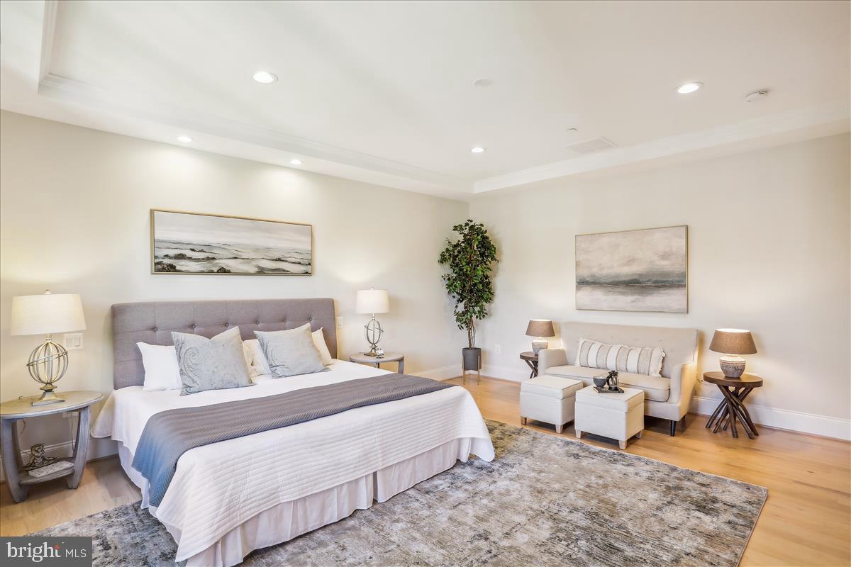 HENDRY ESTATES - Residential