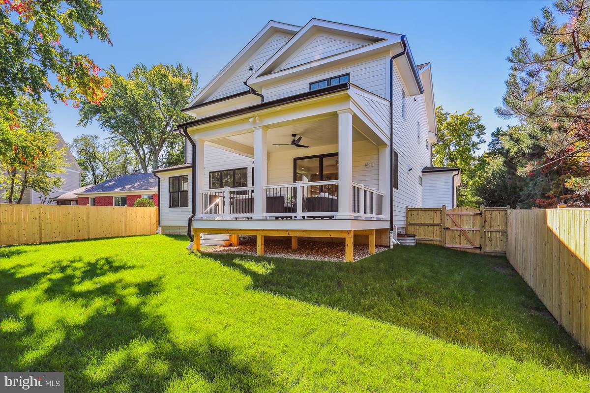 HENDRY ESTATES - Residential