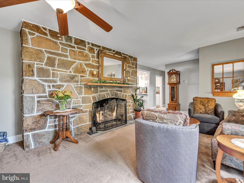 Photo of 550 Abbeyville Road, Lancaster, PA 17603 (MLS # PALA2054206)