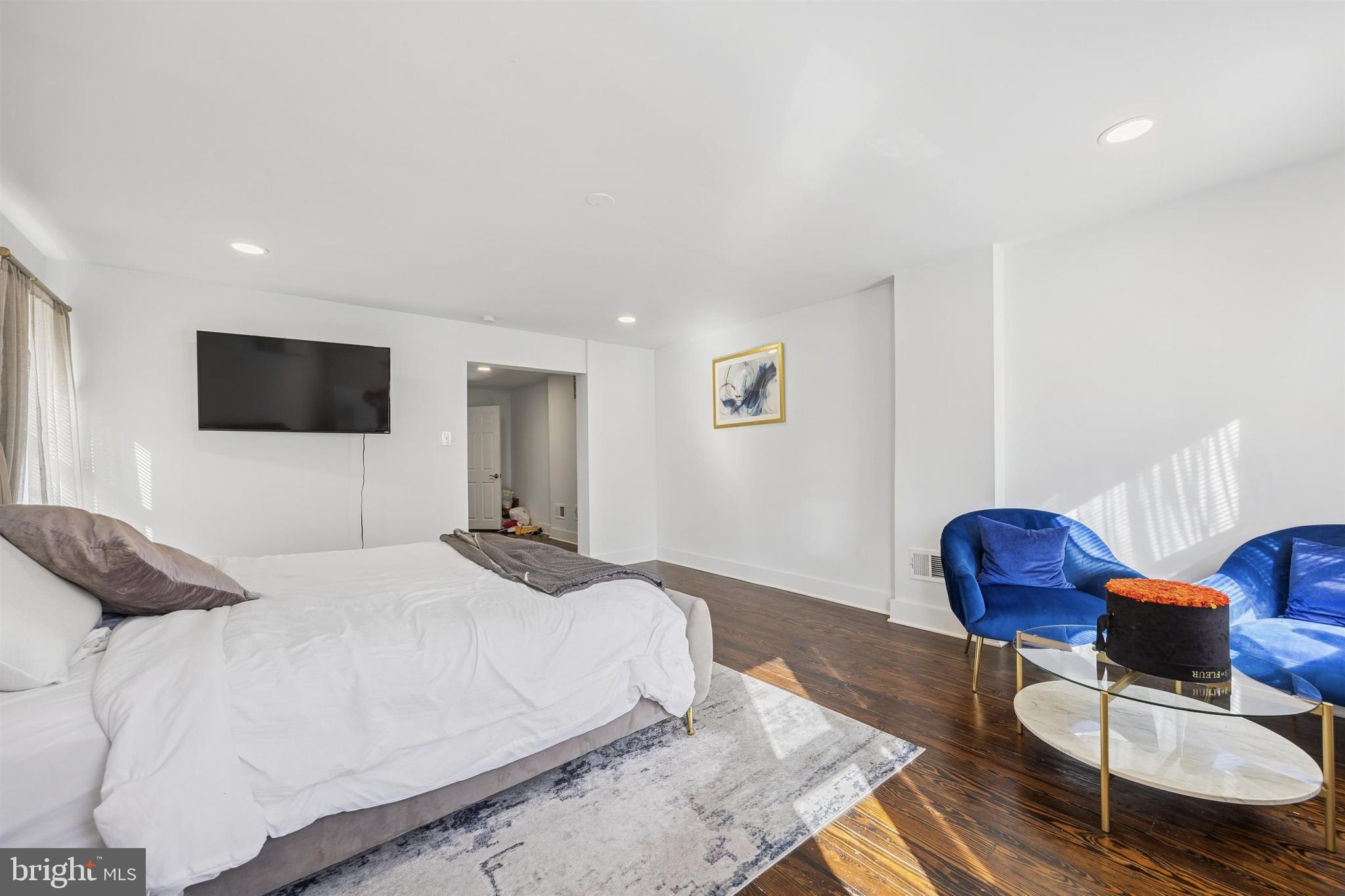 CONSHOHOCKEN - Residential