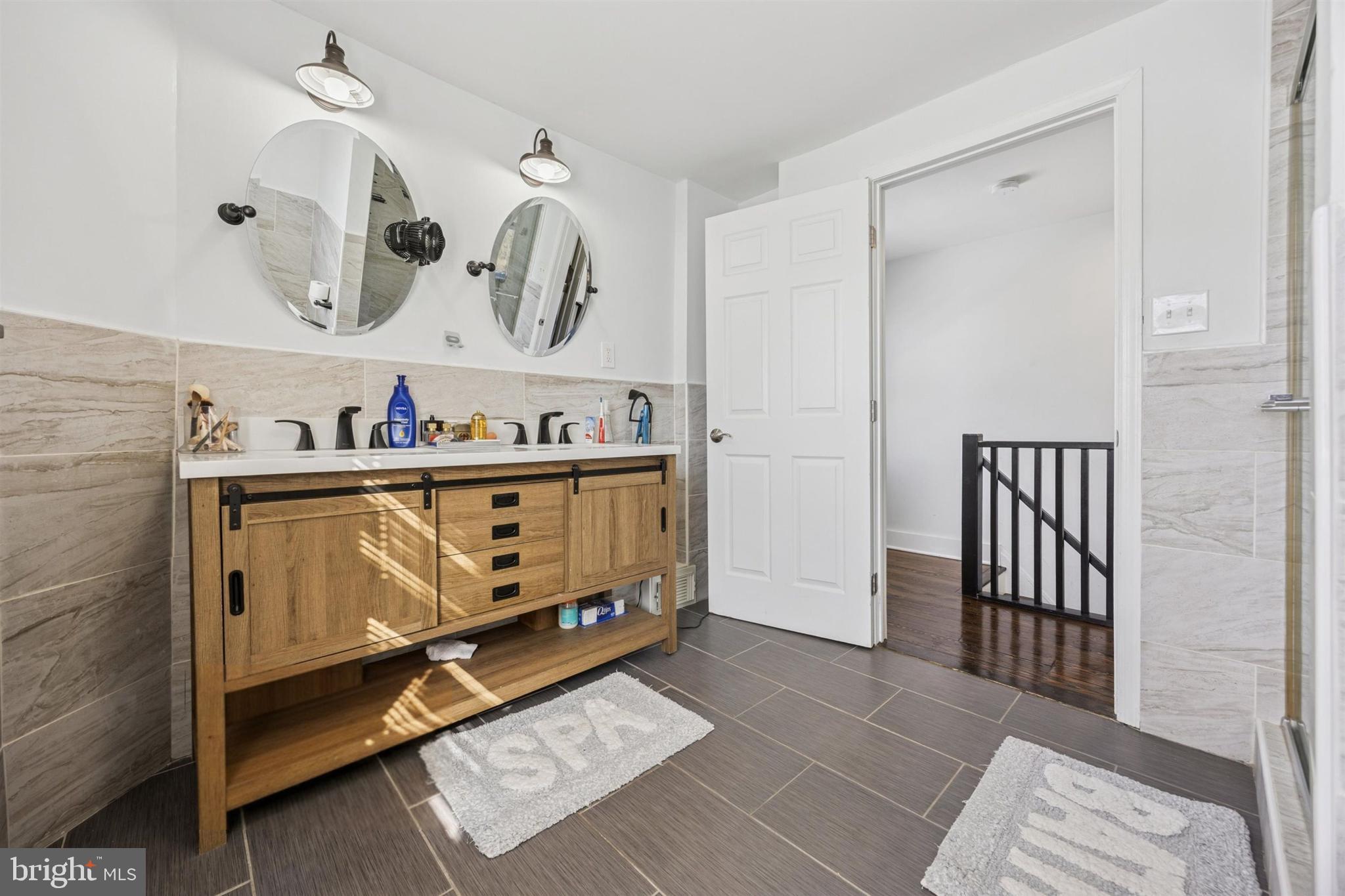 CONSHOHOCKEN - Residential