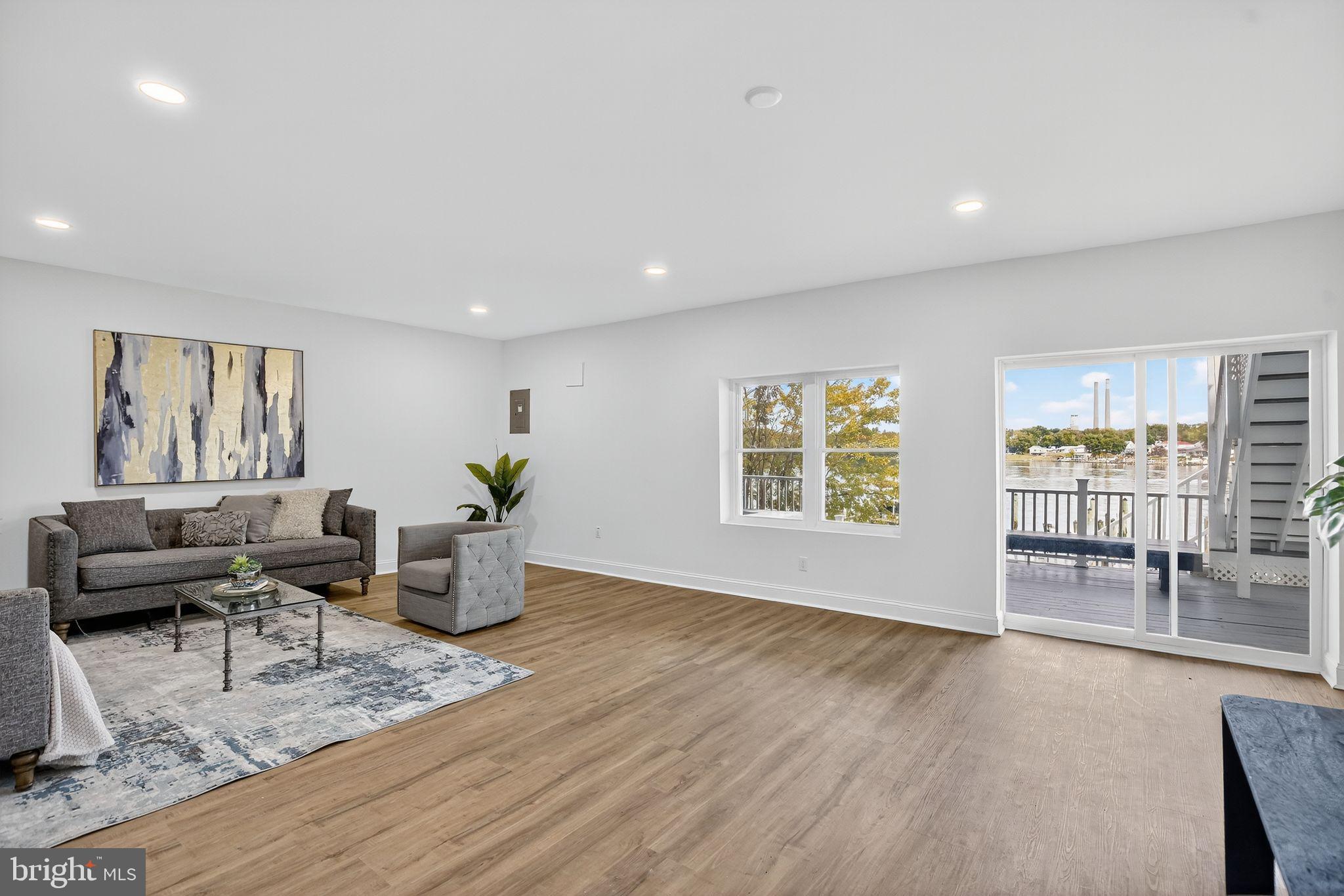 LOMBARDEE - Residential