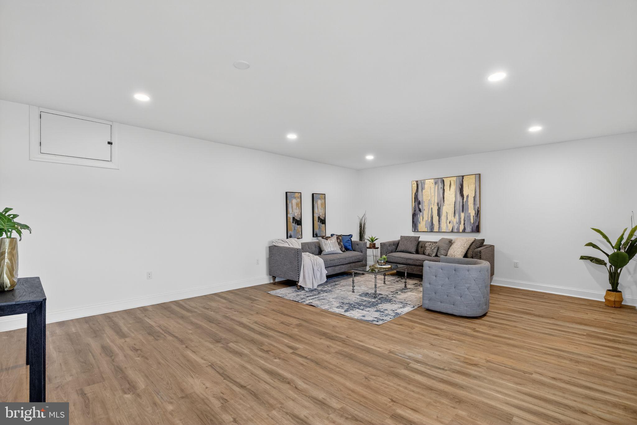 LOMBARDEE - Residential