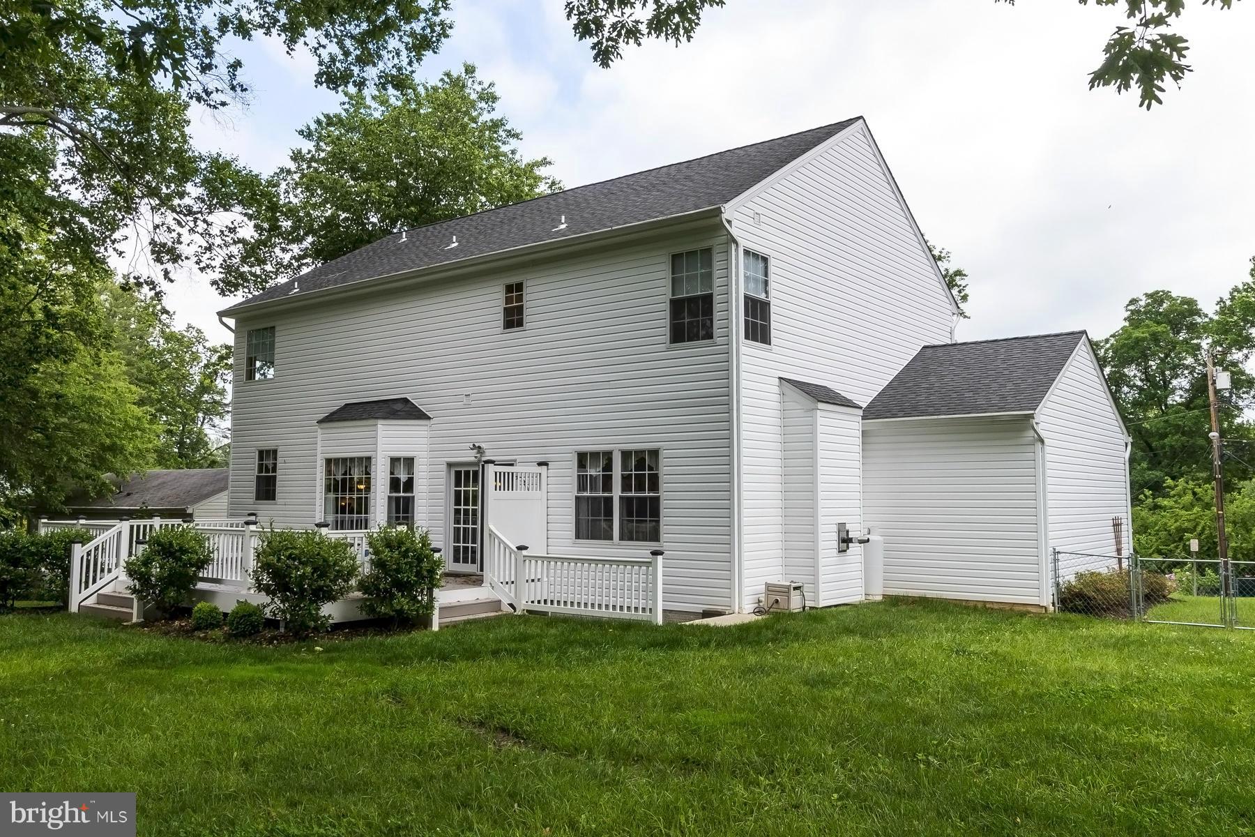 ARUNDEL VIEW - Residential