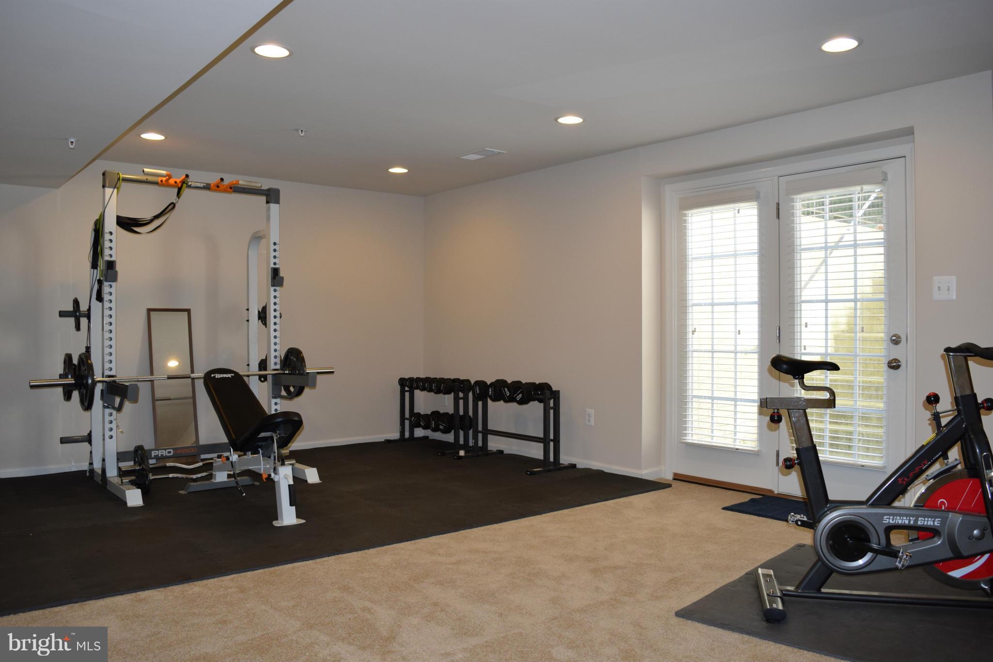 HIGHLAND FARM - Residential