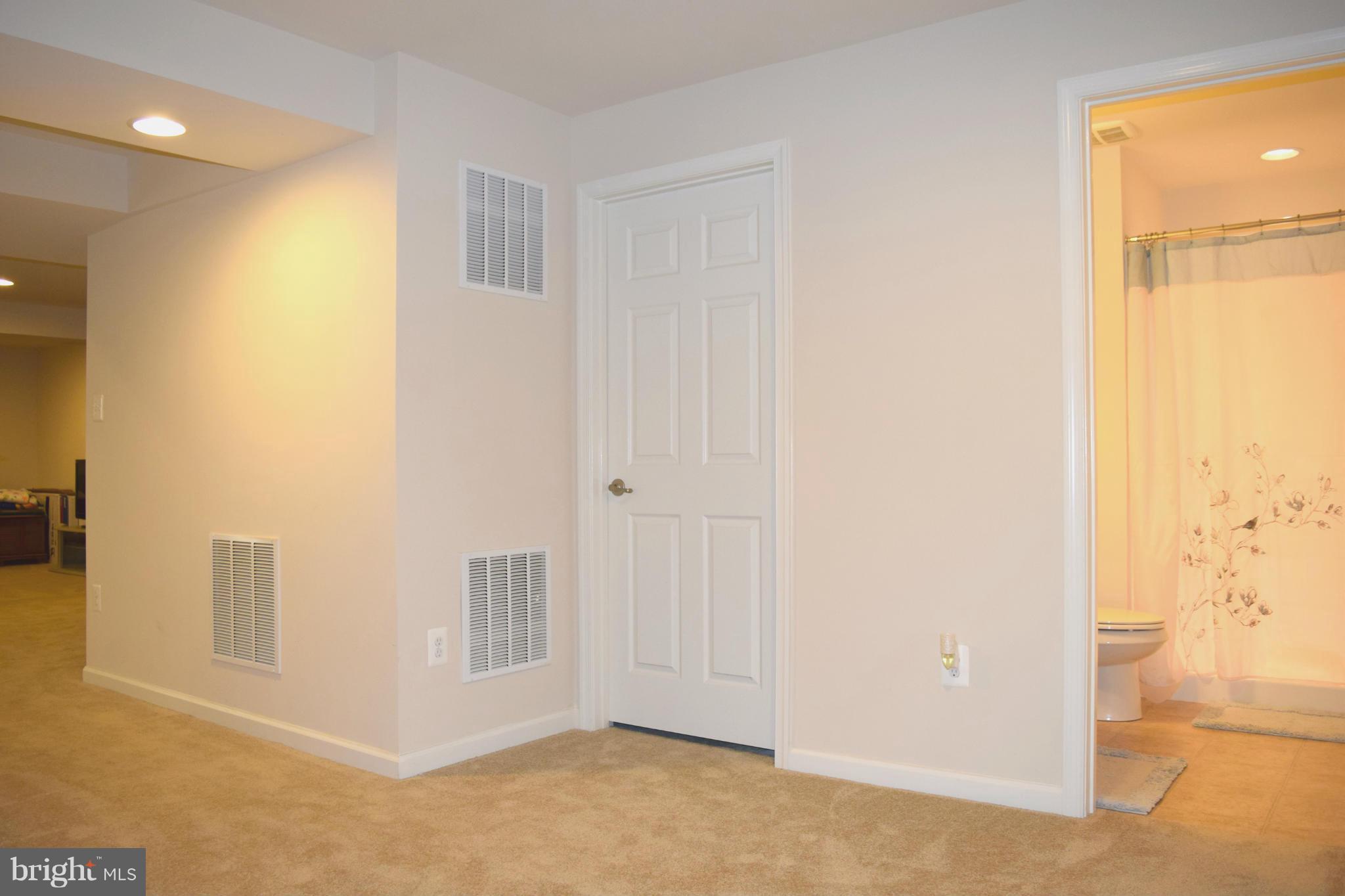 HIGHLAND FARM - Residential