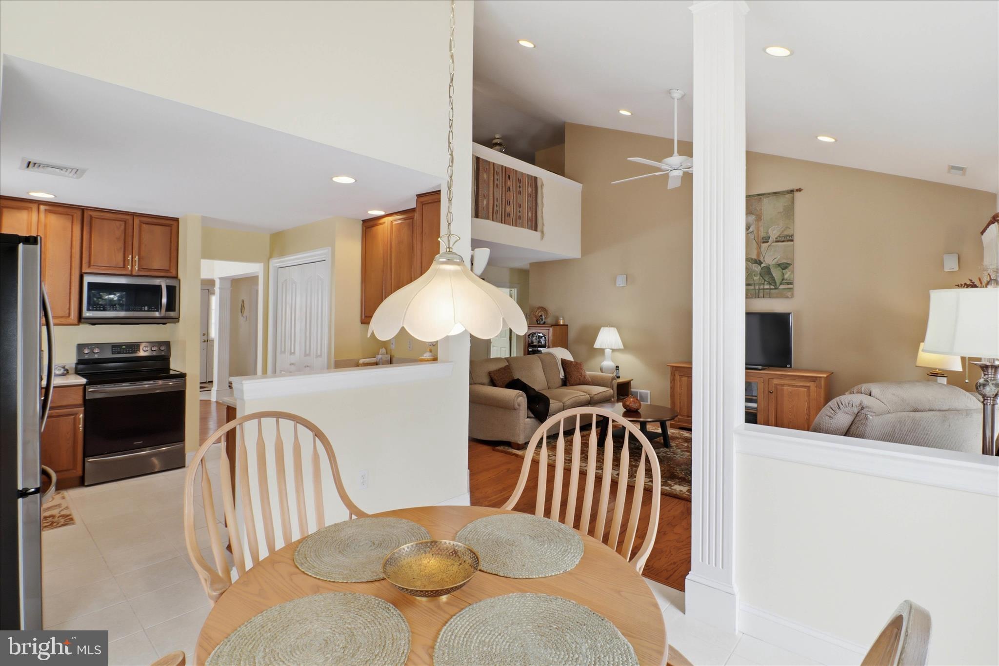 SPRING RIDGE - Residential