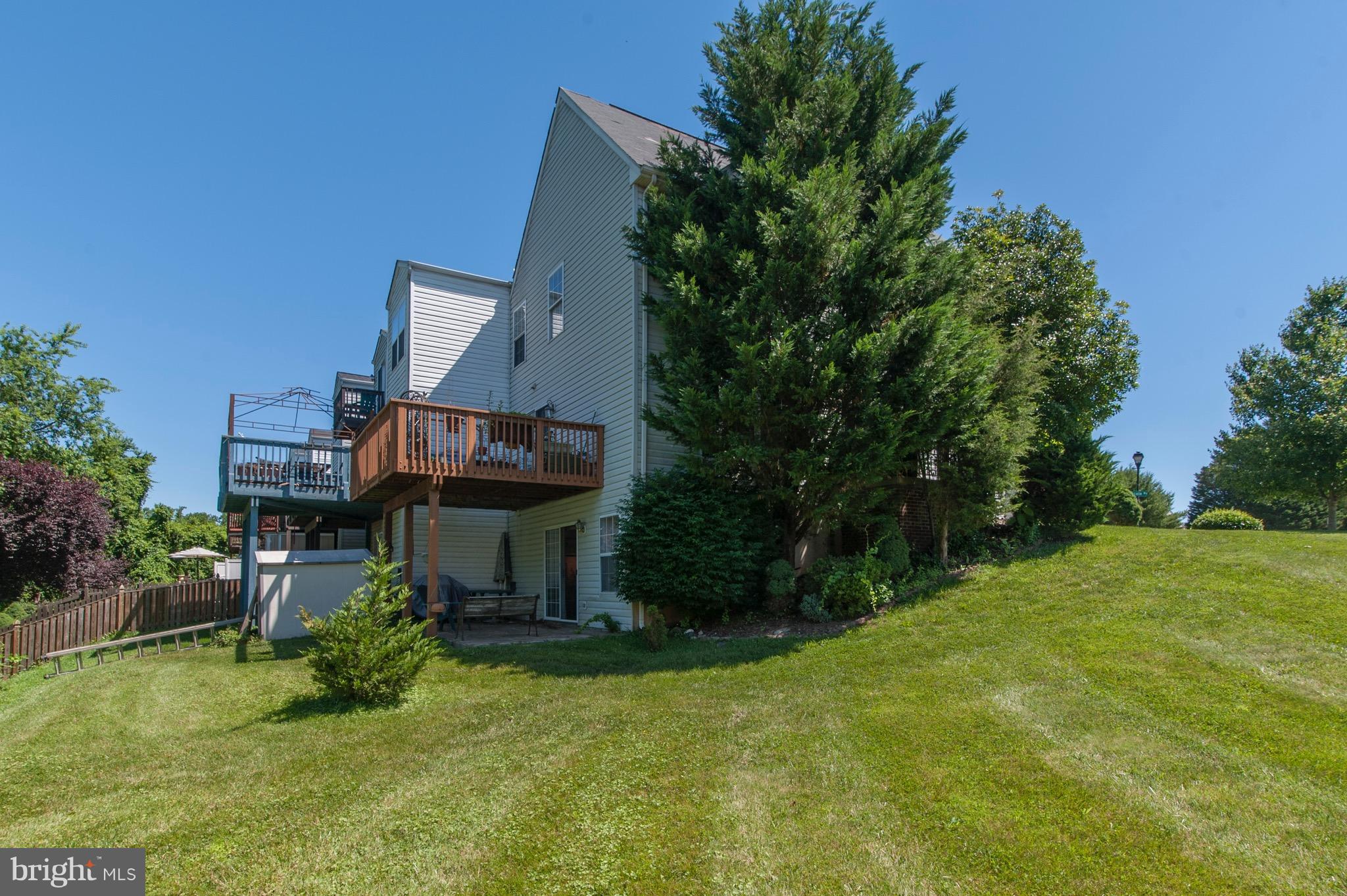 WINTERS RUN MANOR - Residential