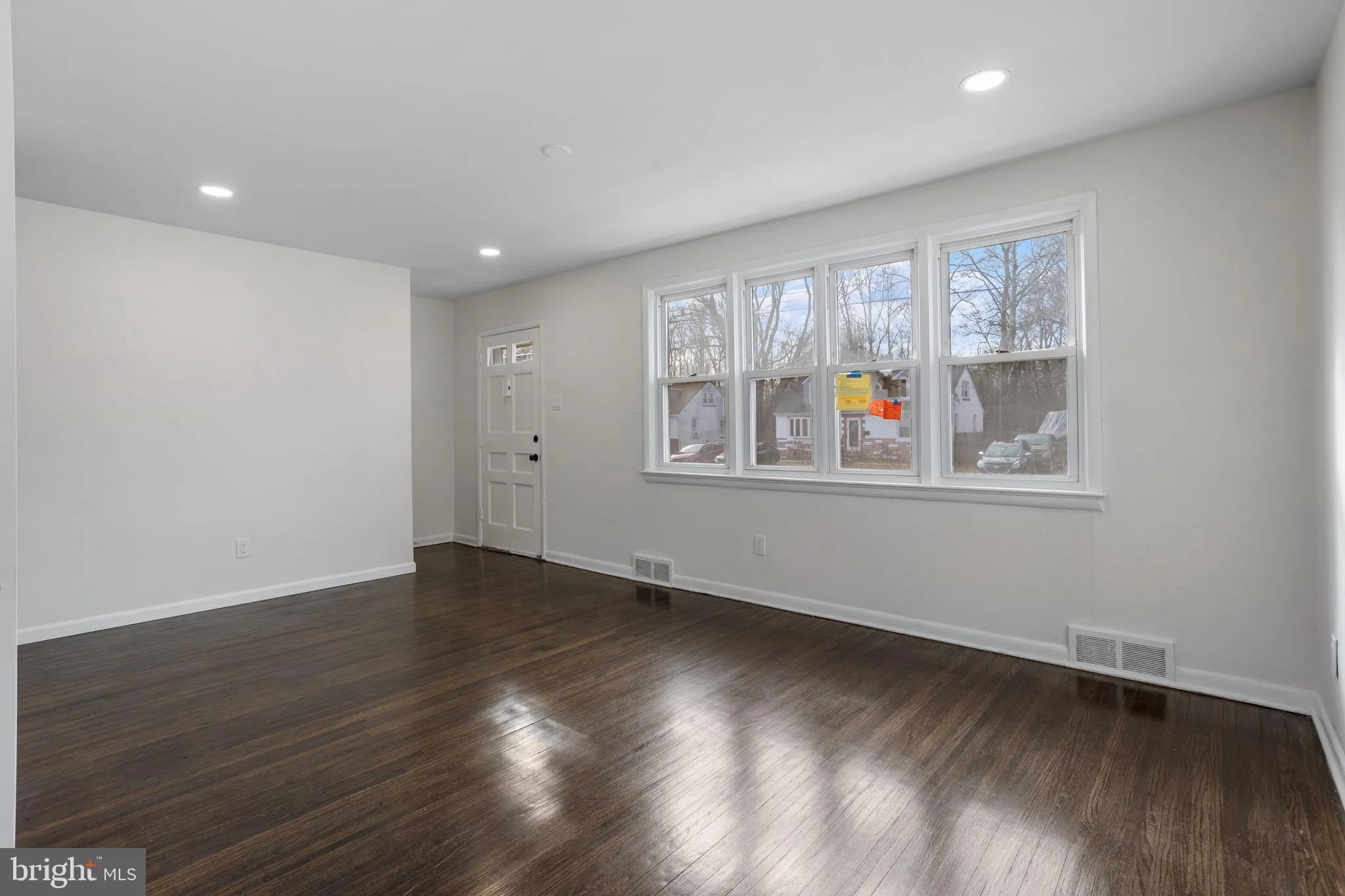 Blackwood, New Jersey 08012, United States, 3 Bedrooms Bedrooms, ,1 BathroomBathrooms,Residential,Pending,23297