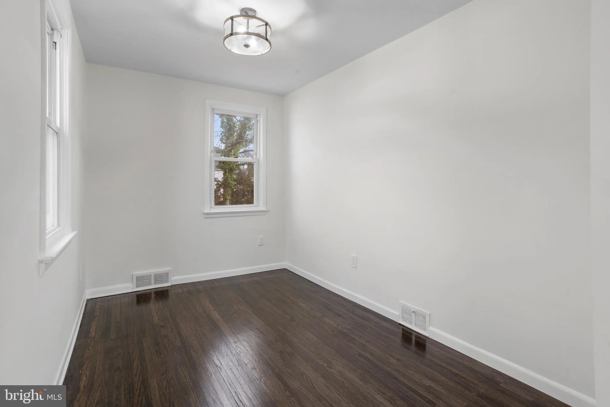 Blackwood, New Jersey 08012, United States, 3 Bedrooms Bedrooms, ,1 BathroomBathrooms,Residential,Pending,23297