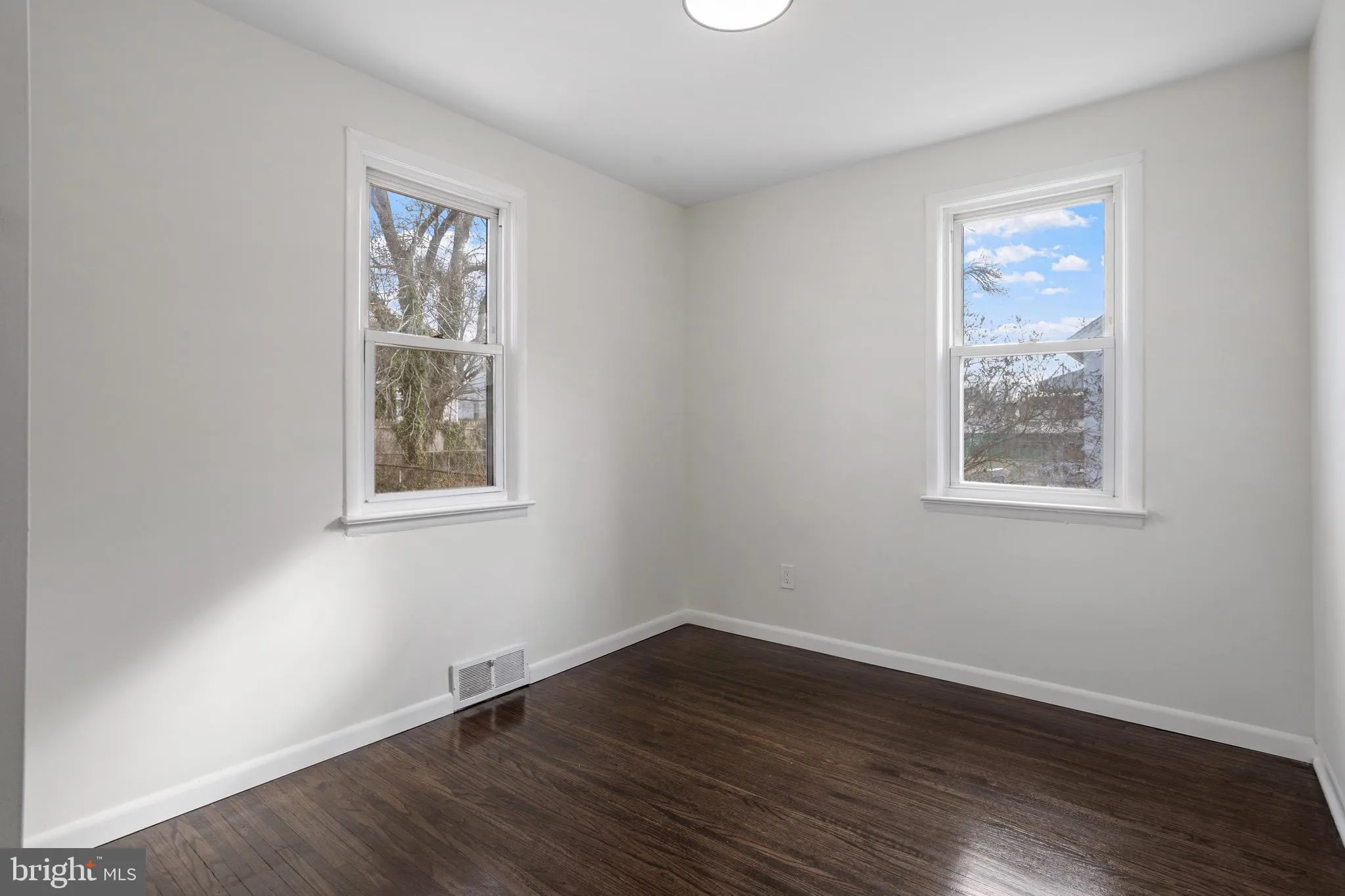 Blackwood, New Jersey 08012, United States, 3 Bedrooms Bedrooms, ,1 BathroomBathrooms,Residential,Pending,23297