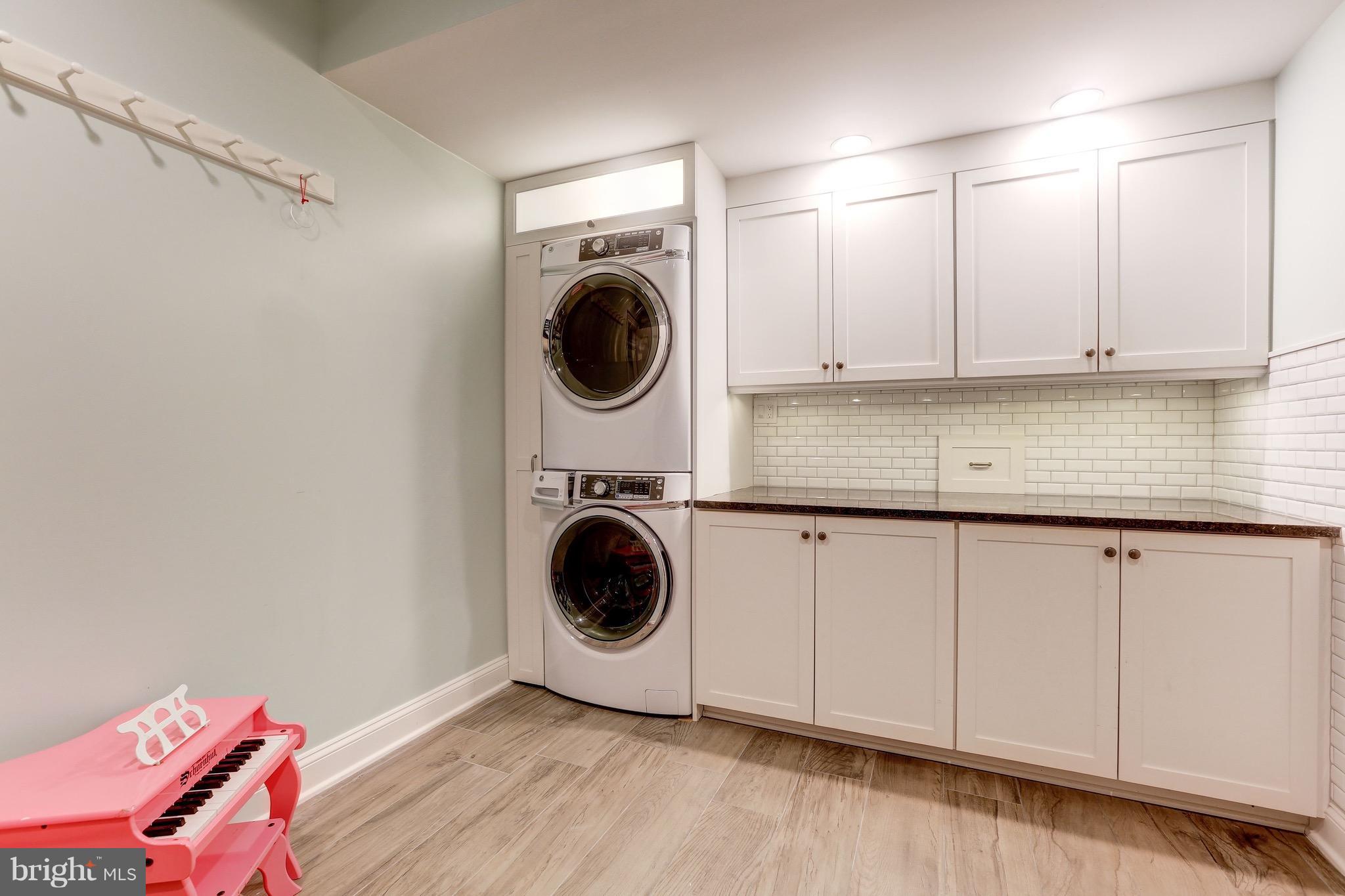 KENWOOD - Residential