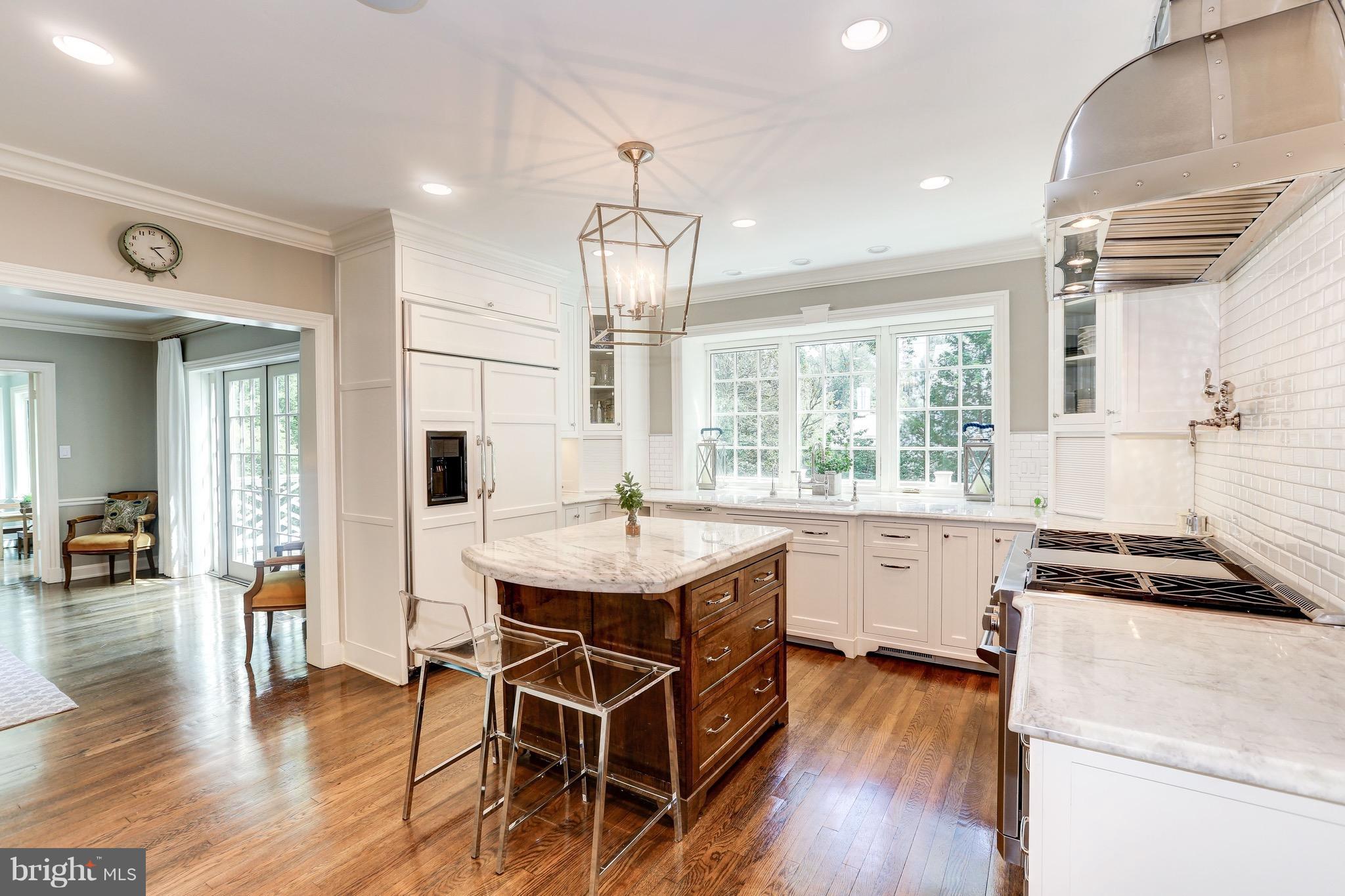 KENWOOD - Residential