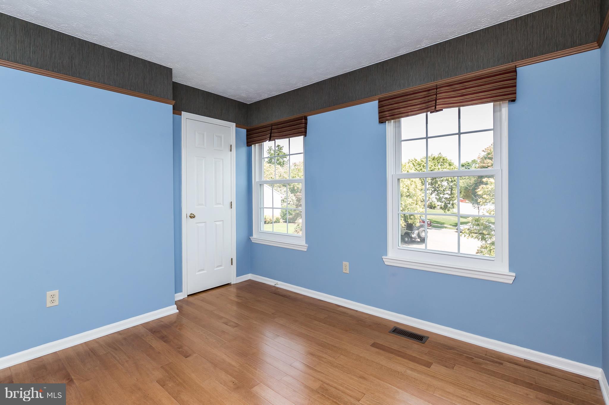 CHAPMAN FARM AT CROFTON - Residential