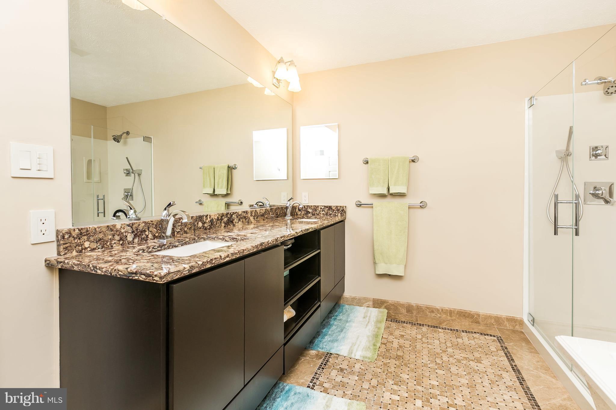 CHAPMAN FARM AT CROFTON - Residential