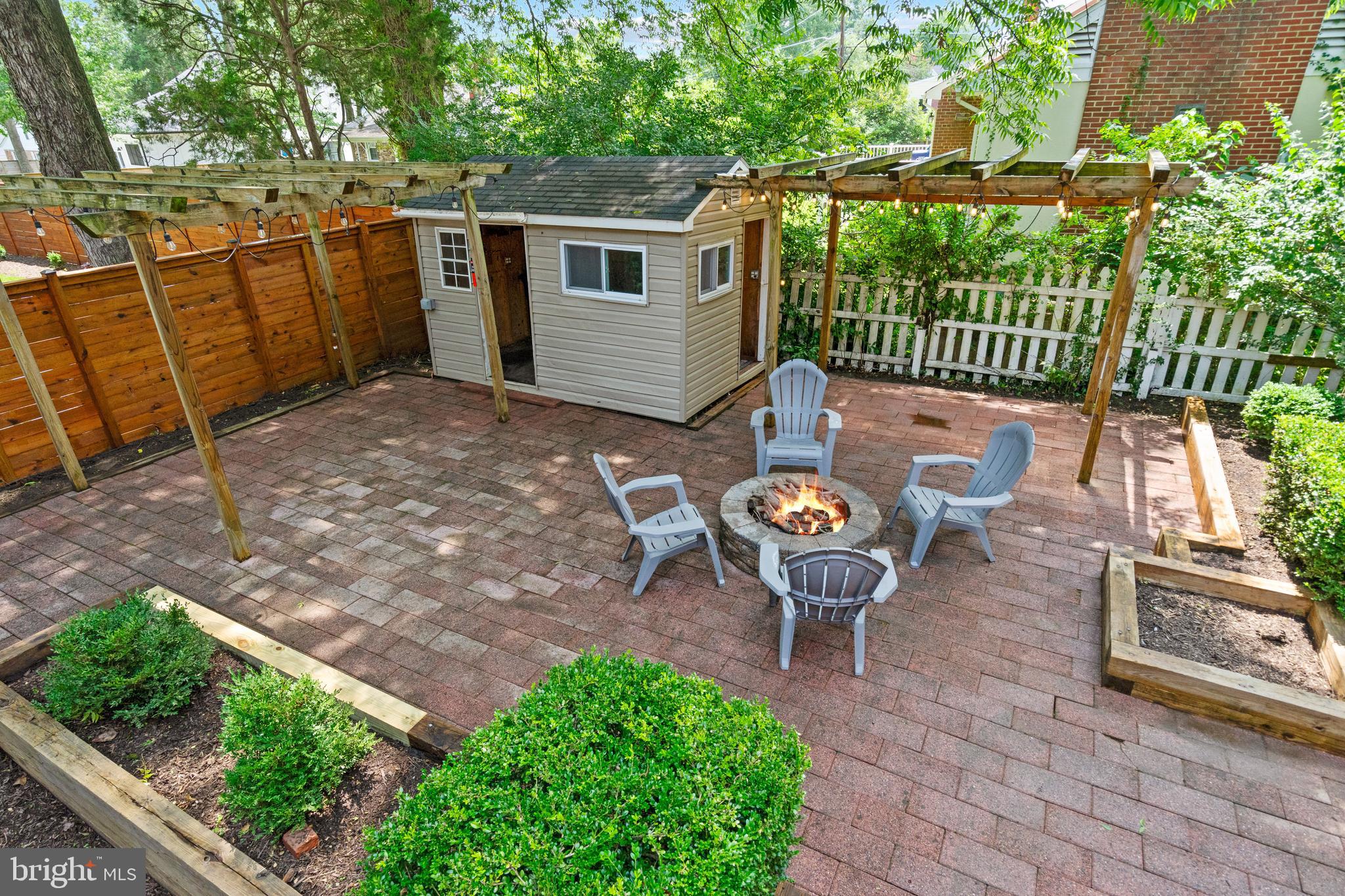 HOLLIN HALL VILLAGE - Residential