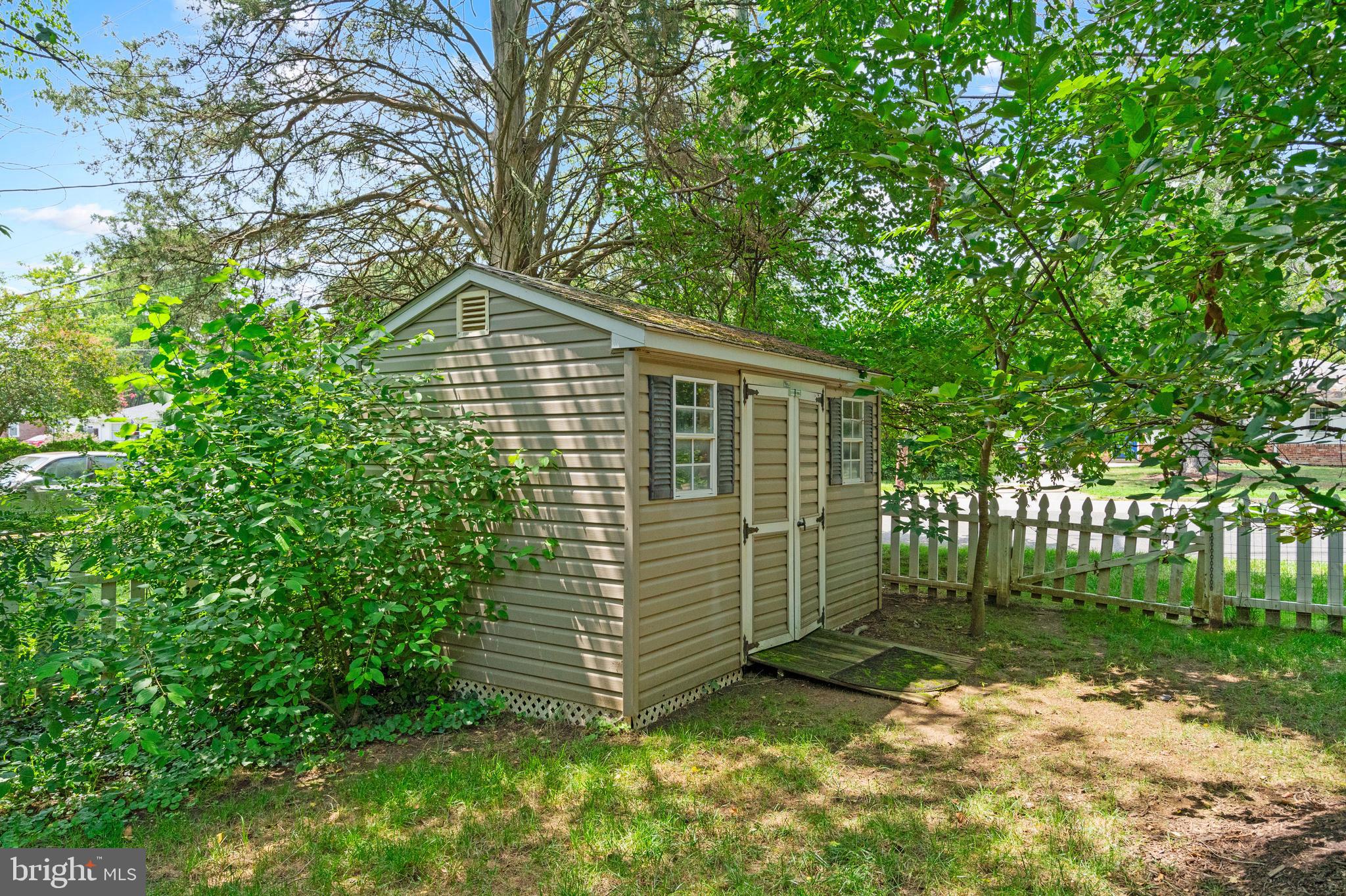 HOLLIN HALL VILLAGE - Residential