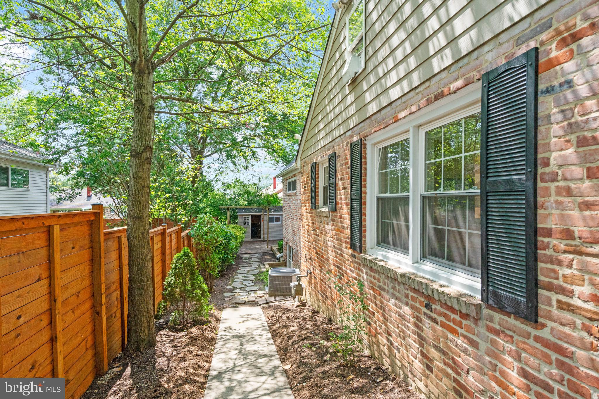 HOLLIN HALL VILLAGE - Residential