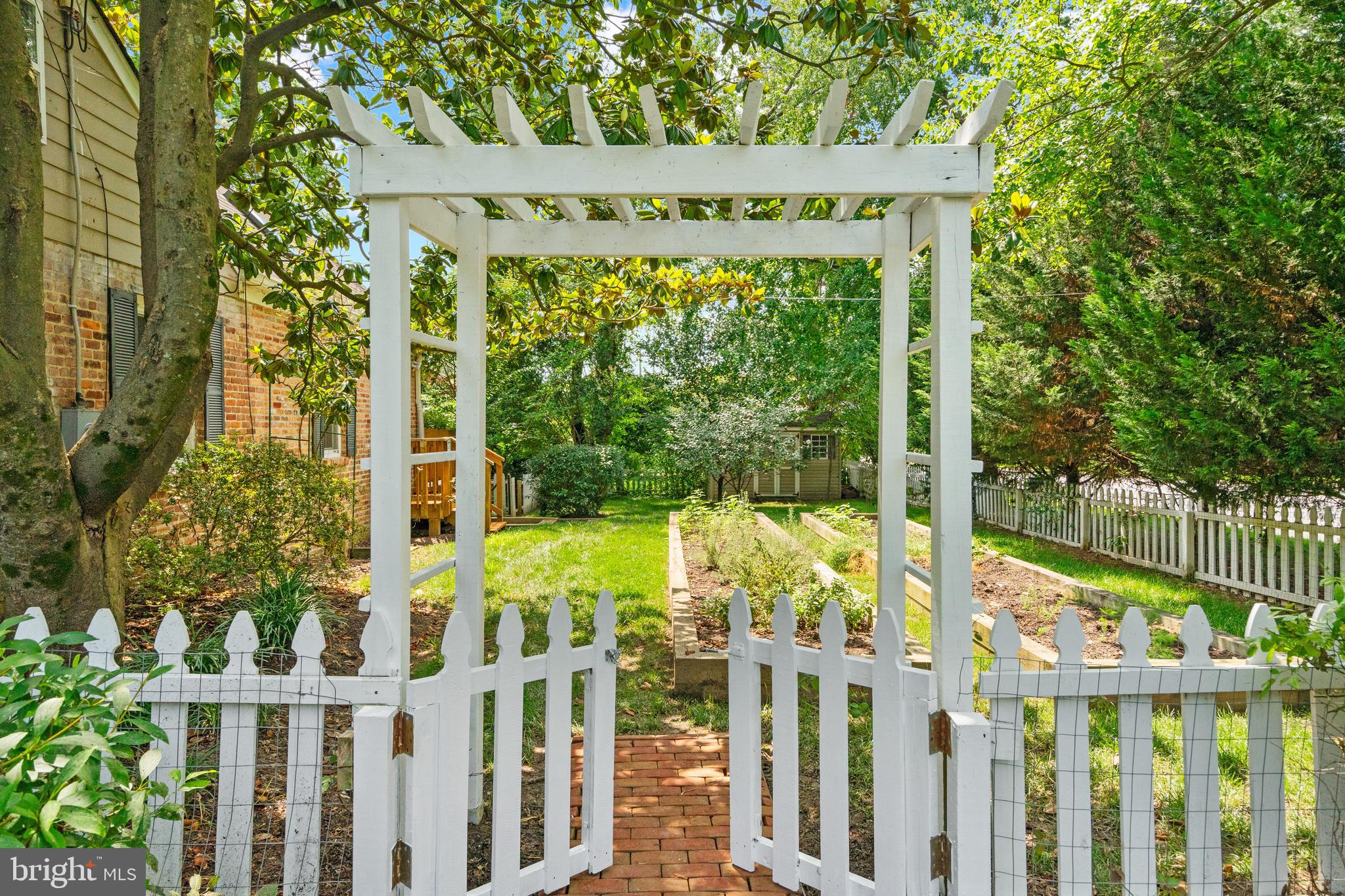 HOLLIN HALL VILLAGE - Residential