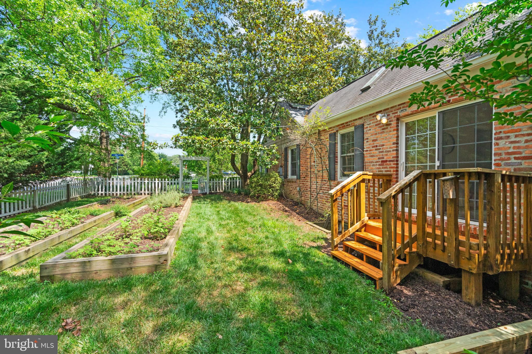 HOLLIN HALL VILLAGE - Residential