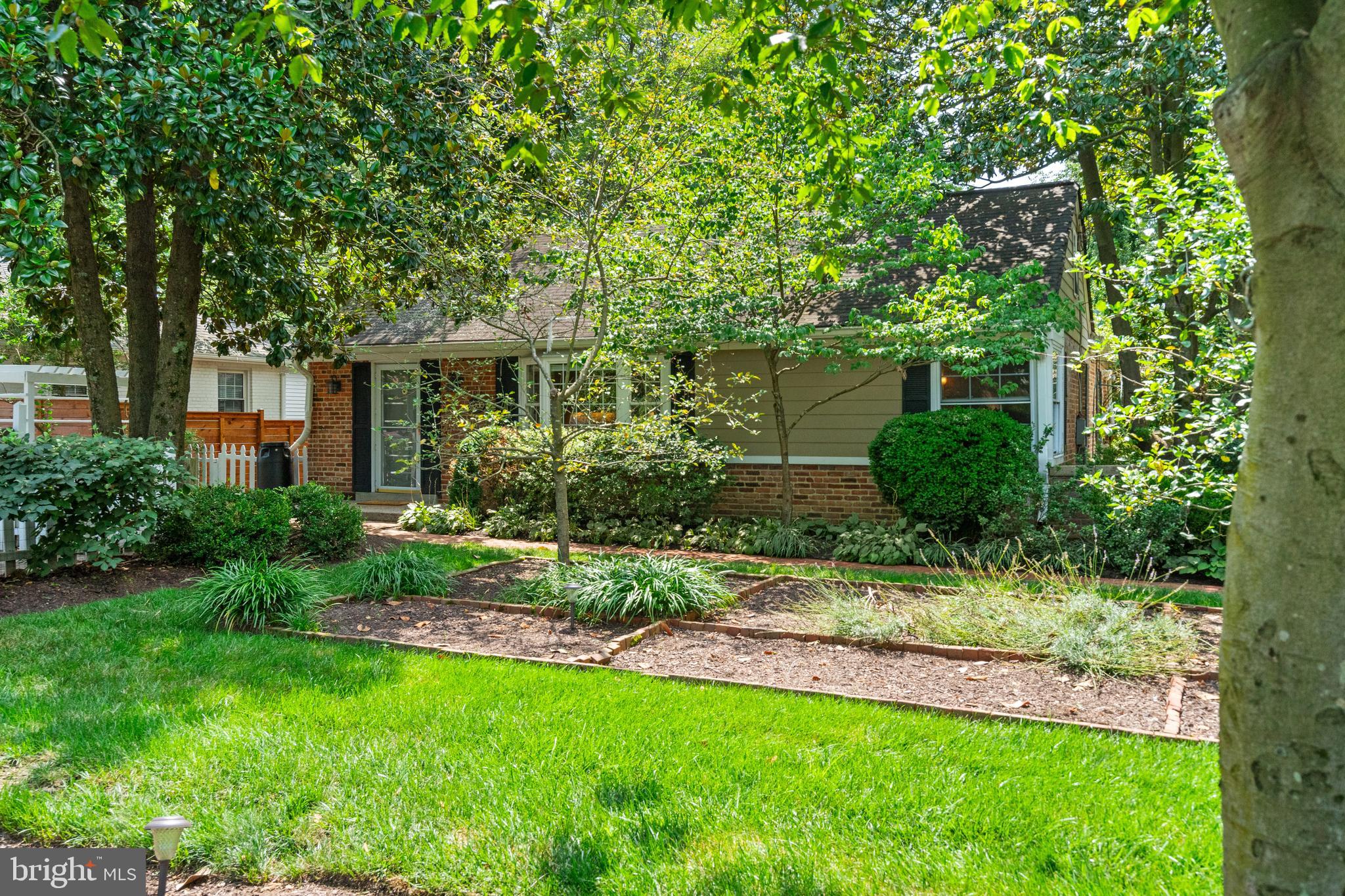 HOLLIN HALL VILLAGE - Residential