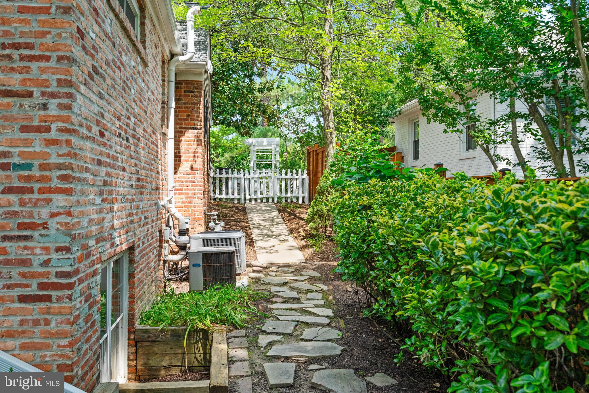 HOLLIN HALL VILLAGE - Residential