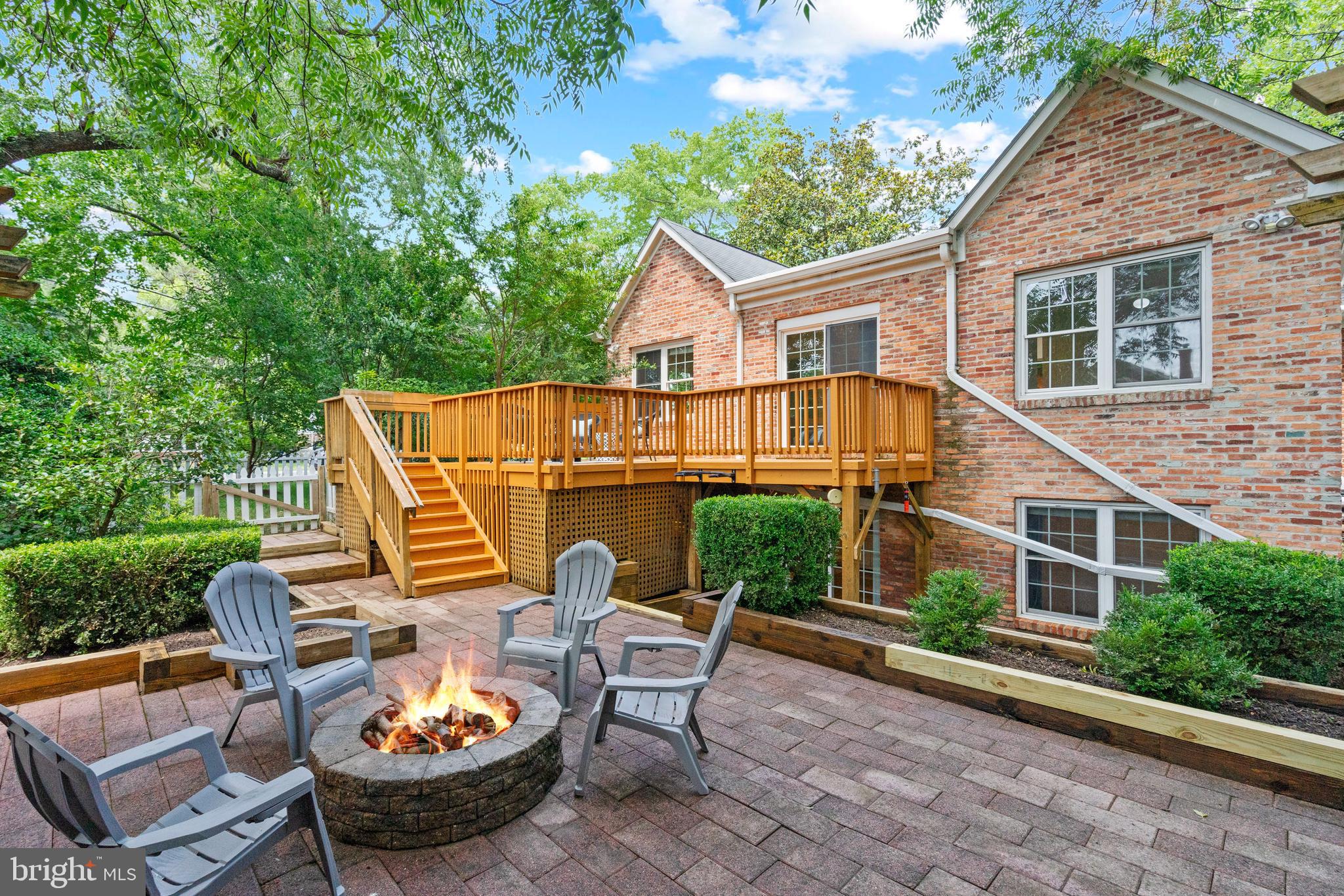 HOLLIN HALL VILLAGE - Residential