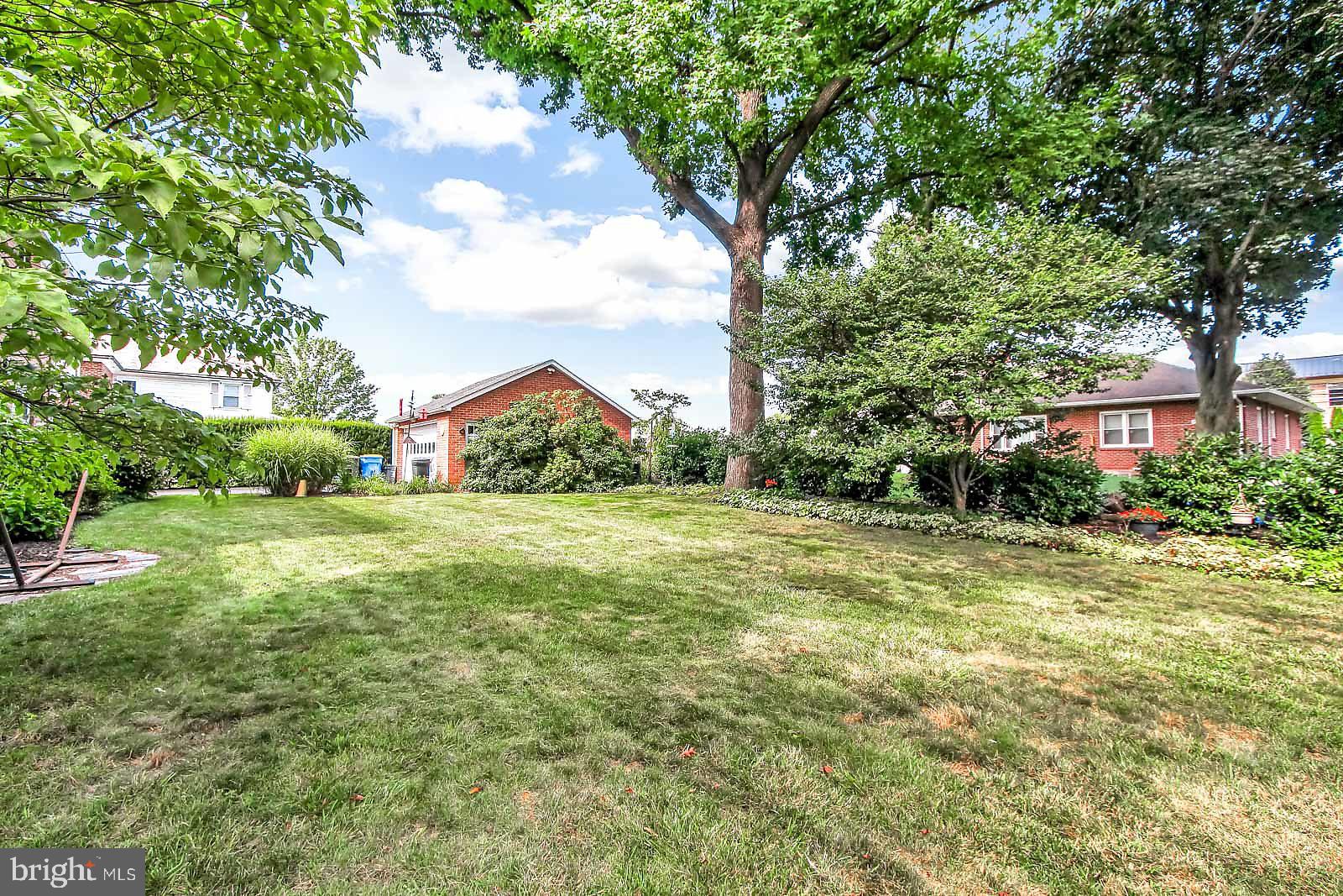 OLD EAST YORK - Residential