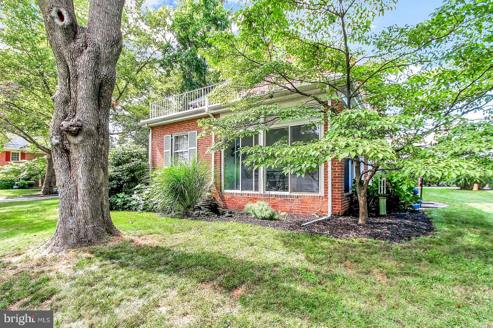 OLD EAST YORK - Residential