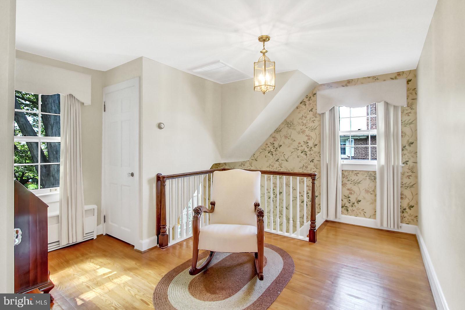 OLD EAST YORK - Residential