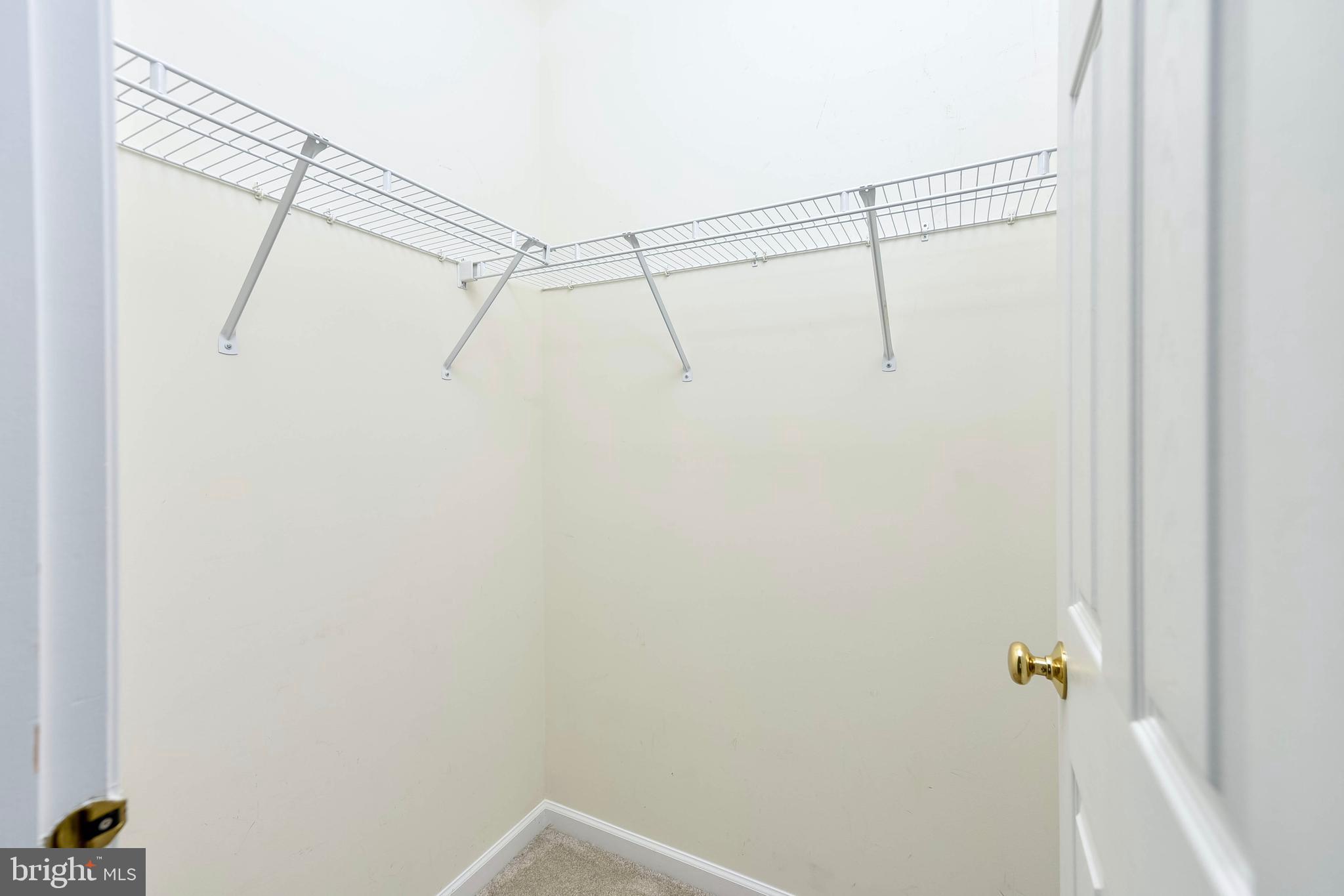 SOUTH RIDING - Residential Lease