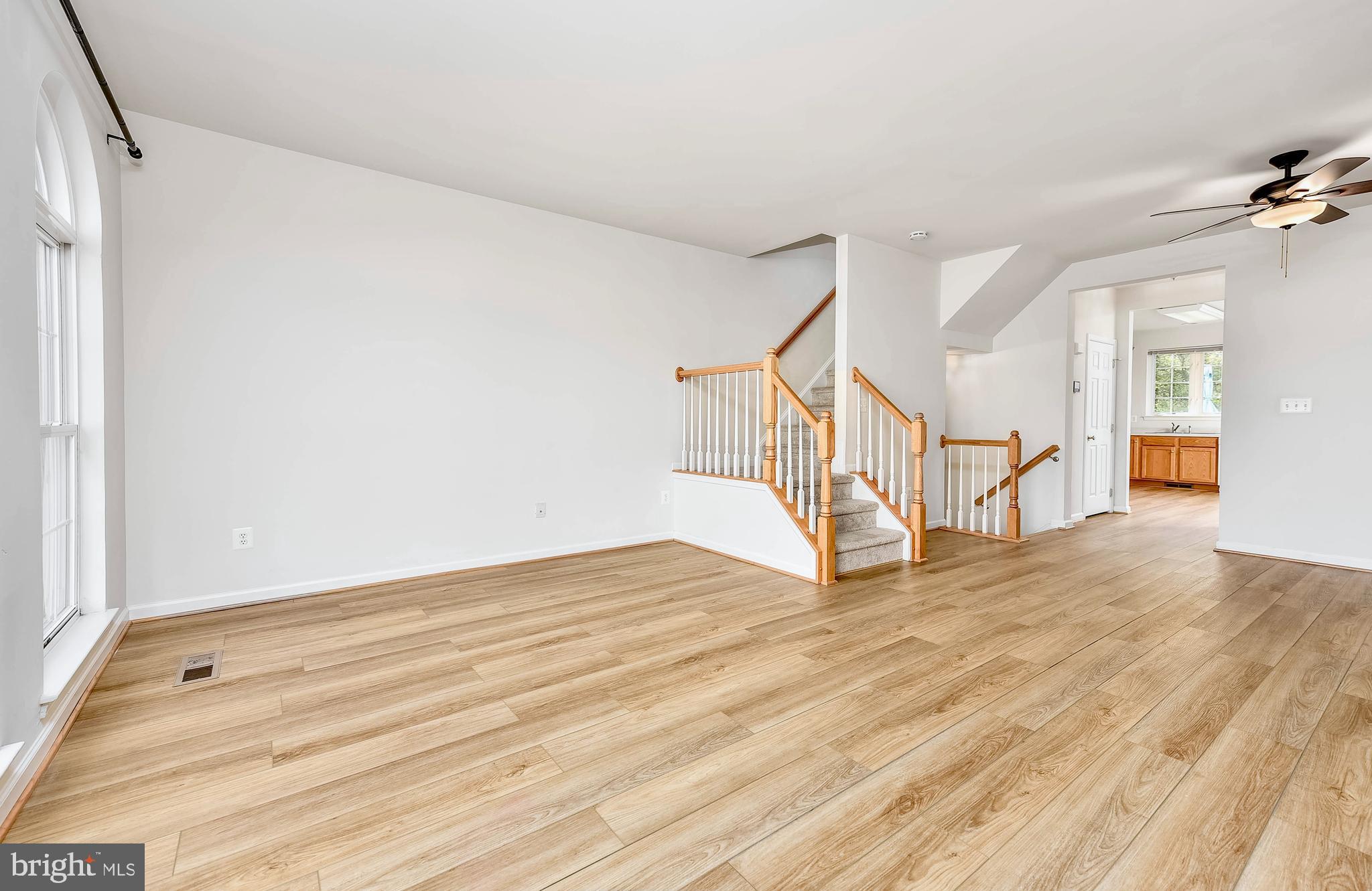 SOUTH RIDING - Residential Lease