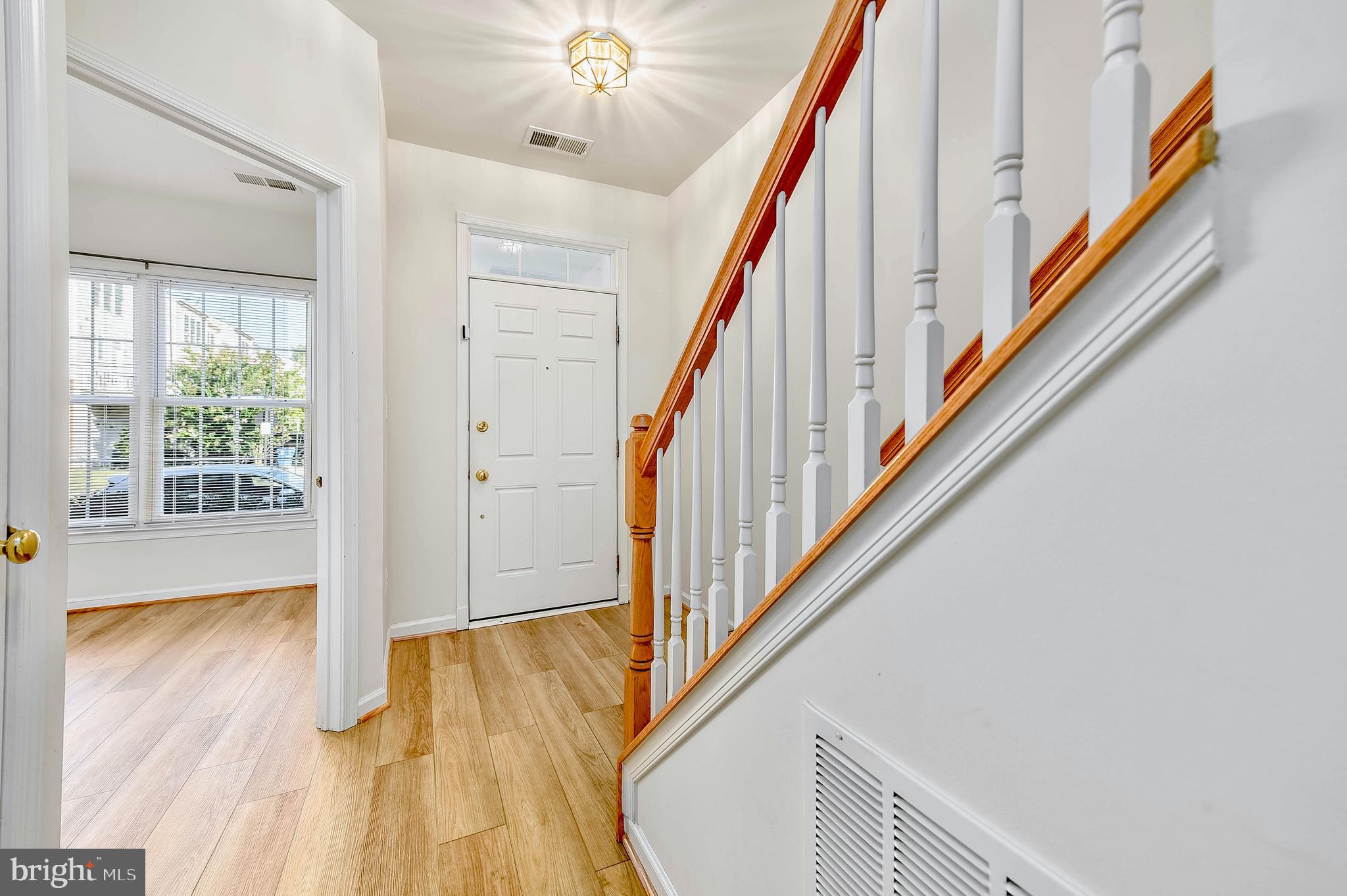 SOUTH RIDING - Residential Lease