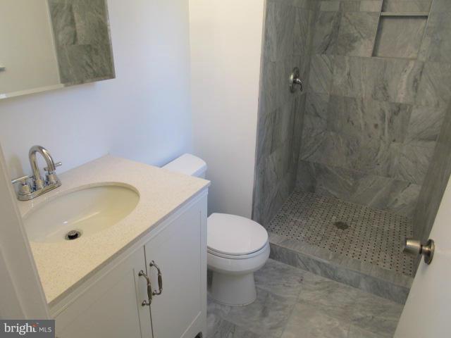 VILLAGE OF HICKORY RIDGE - Residential