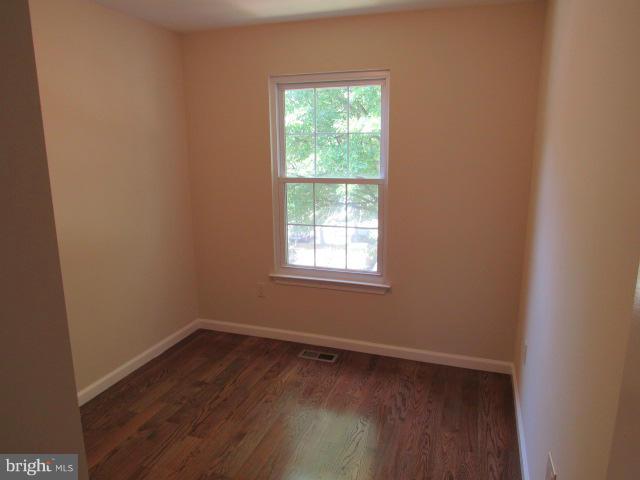 VILLAGE OF HICKORY RIDGE - Residential