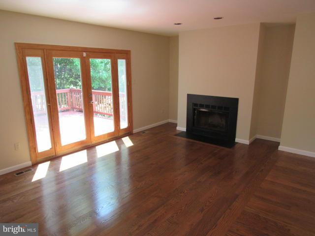 VILLAGE OF HICKORY RIDGE - Residential