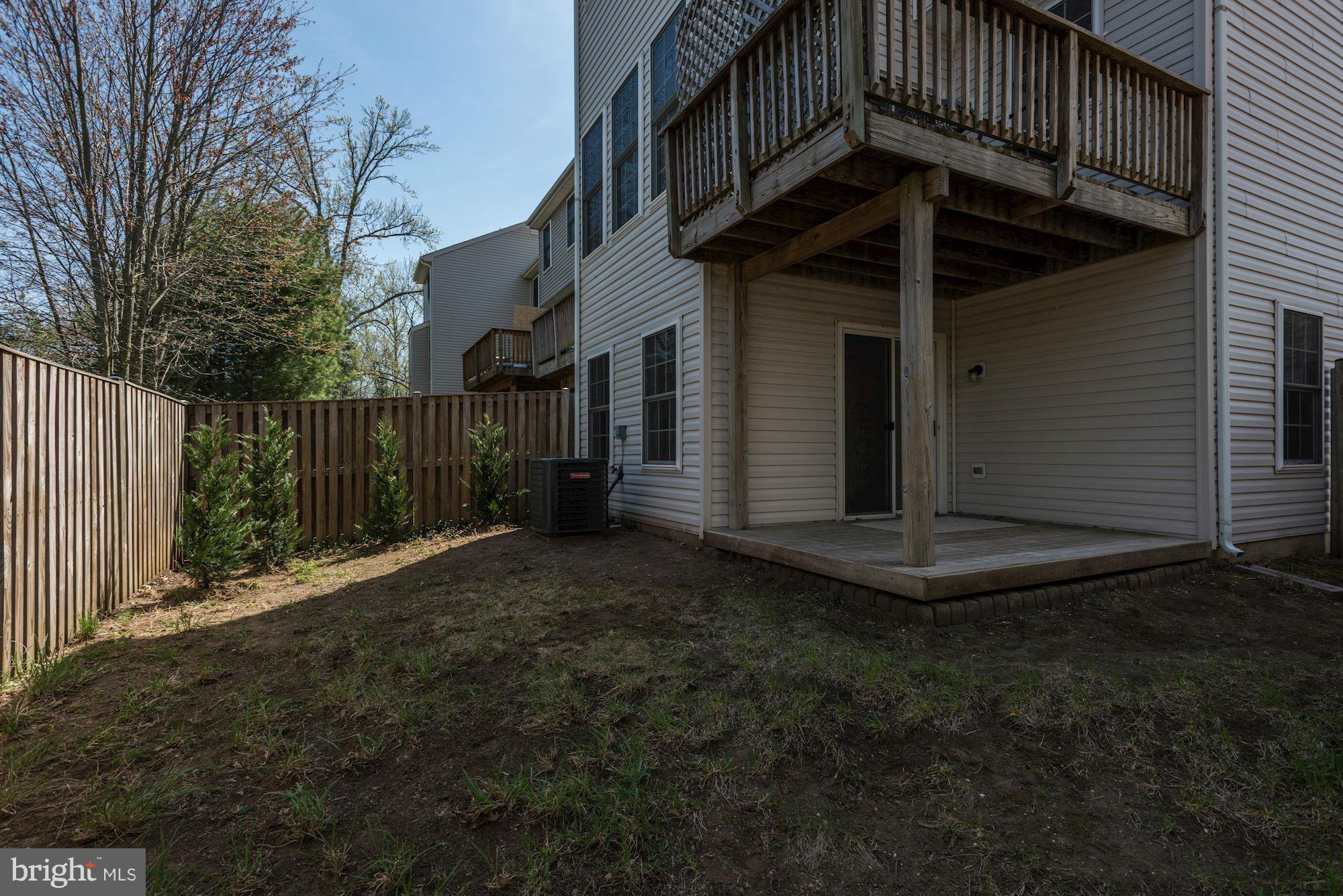 RIVER OAKS - Residential Lease