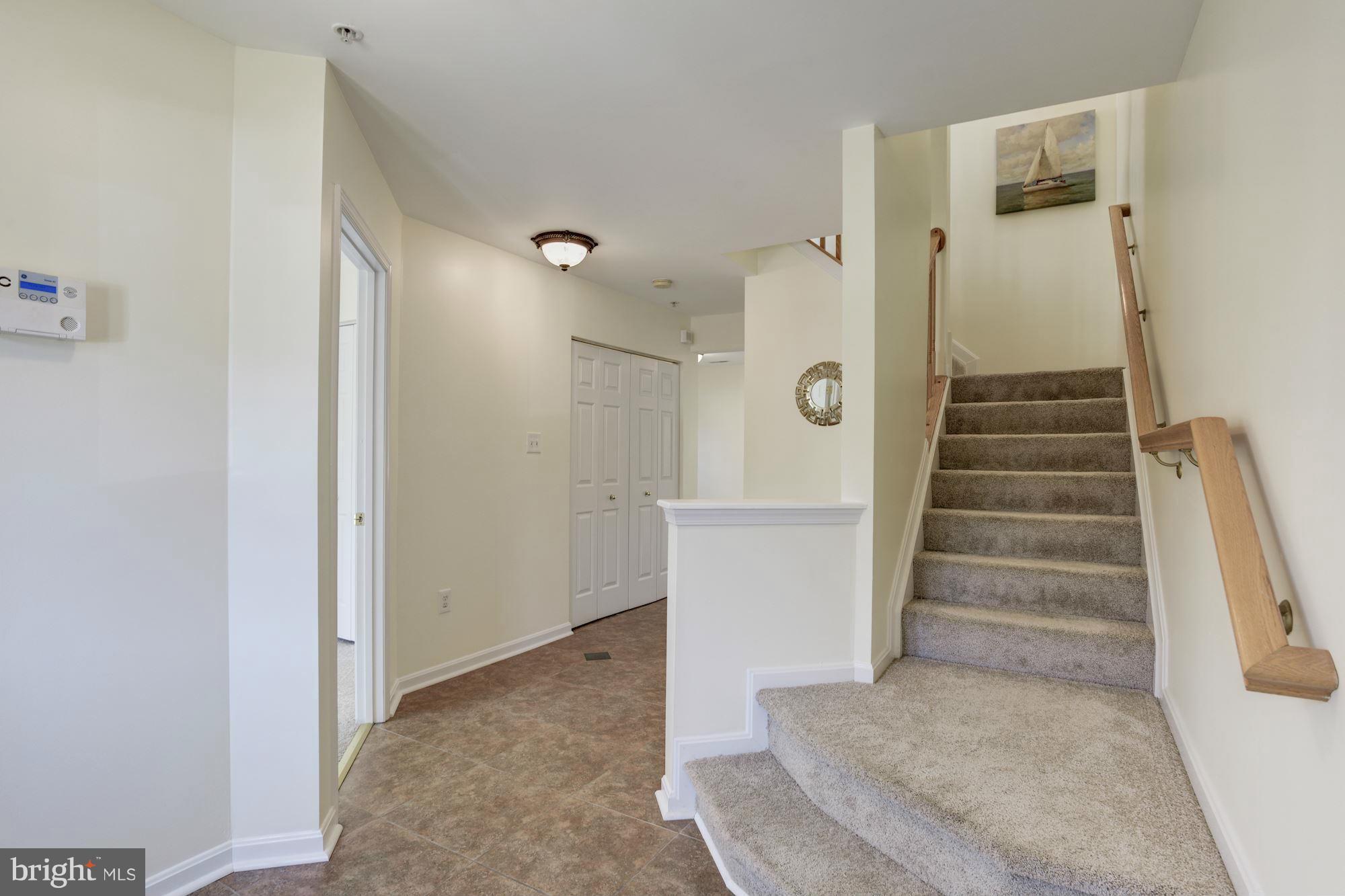 RIVER OAKS - Residential Lease