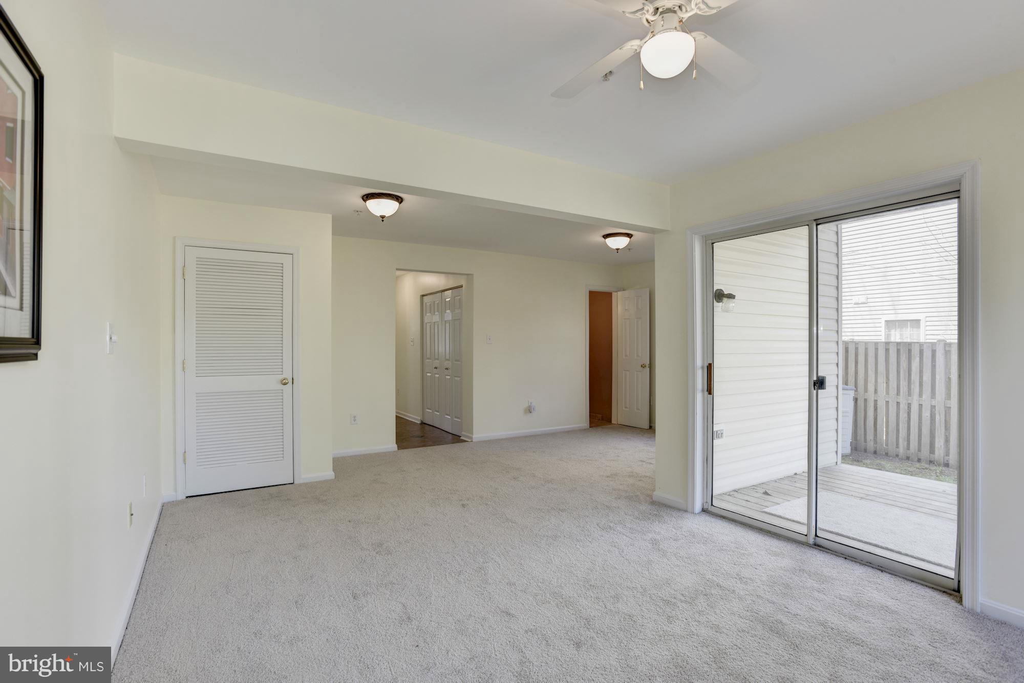 RIVER OAKS - Residential Lease