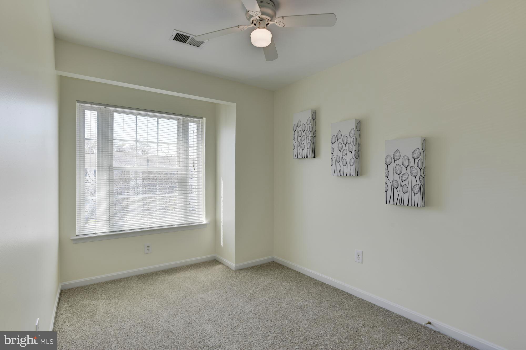 RIVER OAKS - Residential Lease